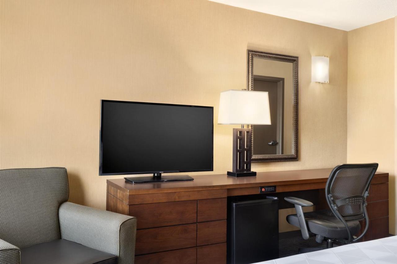 Holiday Inn National Airport/Crystal City By Ihg Arlington Buitenkant foto