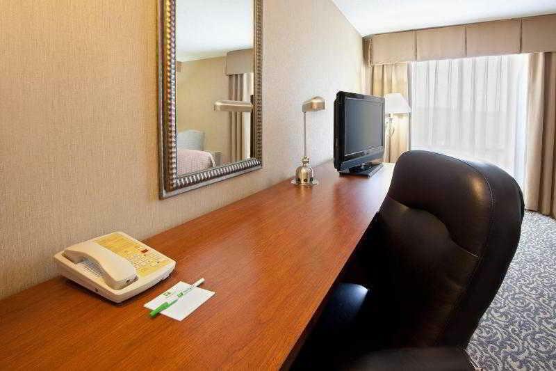 Holiday Inn National Airport/Crystal City By Ihg Arlington Buitenkant foto