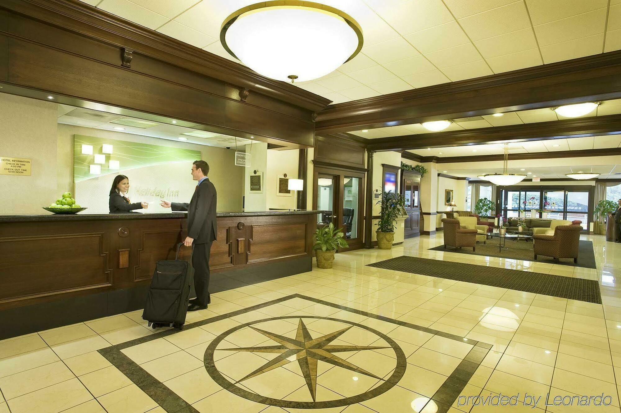 Holiday Inn National Airport/Crystal City By Ihg Arlington Buitenkant foto